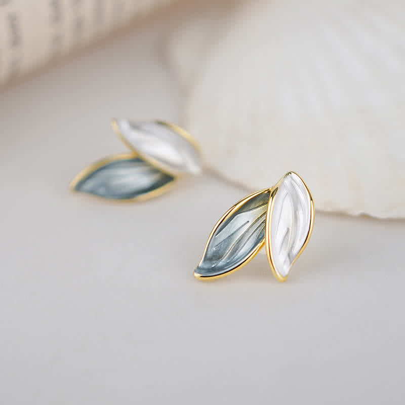 KarmaRipple's Leaf Design Fortune Stud Earrings p6