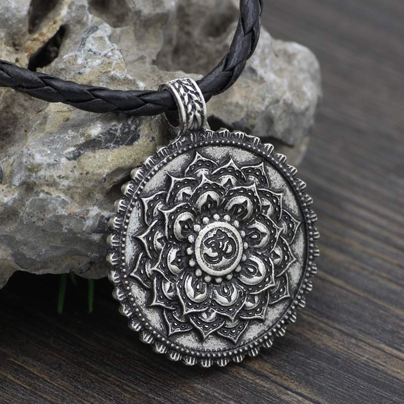 KarmaRipple's Six True Words Love Peace Flower Pattern Pendant ( p11