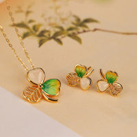 Collier et boucles d'oreilles avec pendentif trèfle porte-bonheur en jade Hetian plaqué or 925 de KarmaRipple